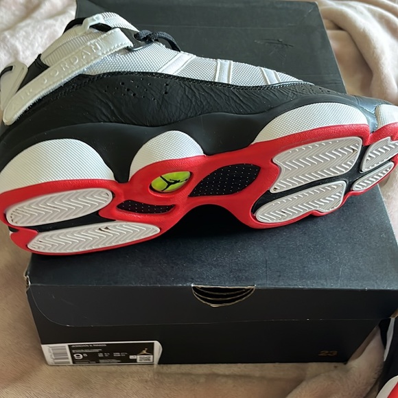 Jordan 6 Rings - Picture 5 of 6